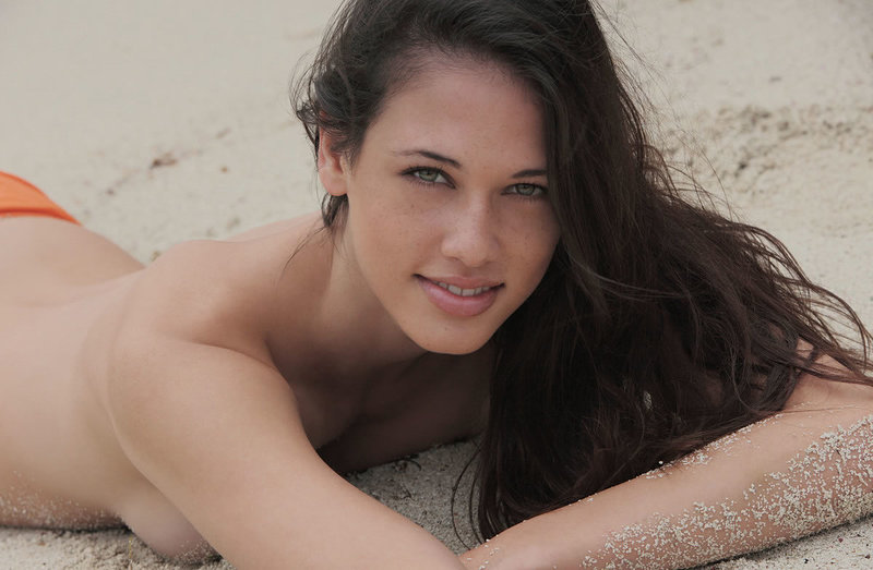 Евгения, 22 года, 0 размер груди